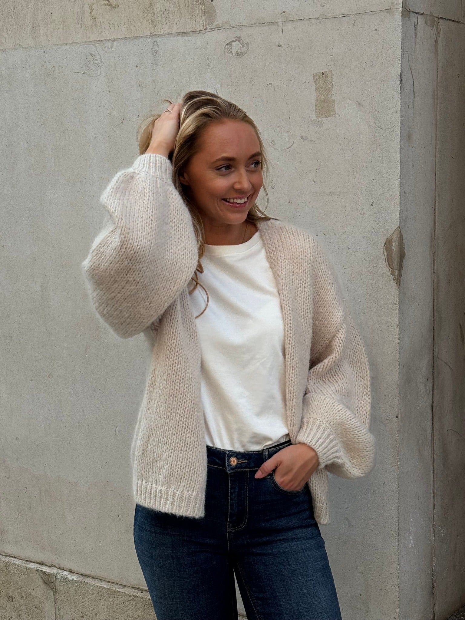 VMMAYBE Knit Cardigan - Oatmeal